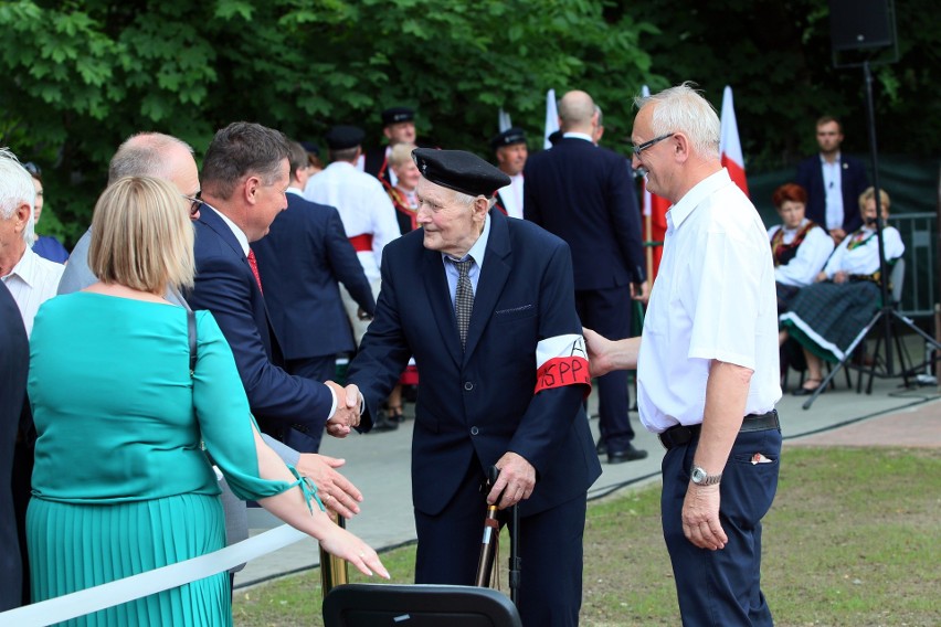 "Naszym zadaniem jest spełnianie jego marzenia" - prezydent Andrzej Duda o majorze Bernaciaku, ps. Orlik