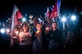 Łańcuch Światła w Poznaniu: Niezwykły protest, niezwykłe emocje na zdjęciach. Zobaczcie!