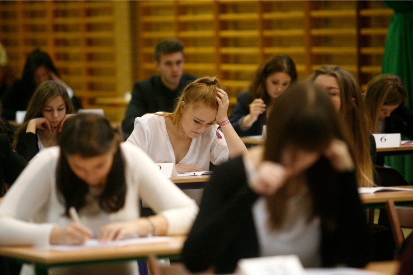 Matura 2015 Angielski - stara matura i nowa matura - arkusze...