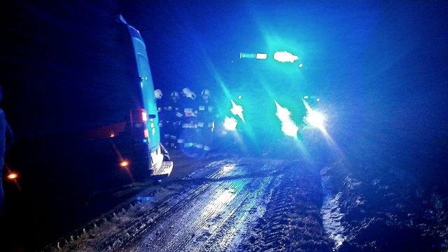 W niedzielę, około godz. 20.30, strażacy z OSP Bargłów Kościelny interweniowali w miejscowości Źrobki.