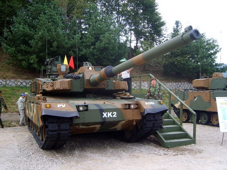 Czołg K2 - w odmianie dostosowanej do polskich wymagań, ma...