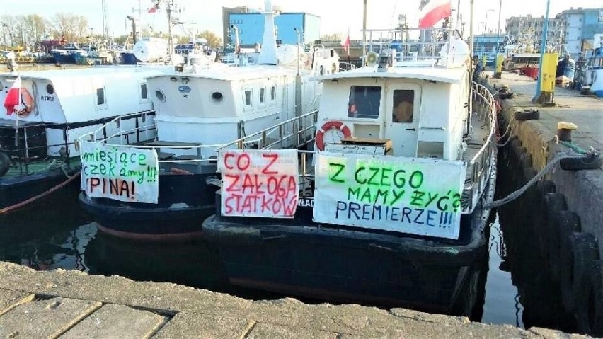 Rybacy rekreacyjni protestują we Władysławowie