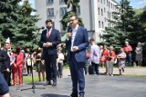 Premier Mateusz Morawiecki wręczył symboliczne czeki samorządowcom w Chełmie. Zobaczcie zdjęcia