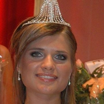 Wybory Miss Polonia Ziemi Nyskiej 2007. Najpiekniejszą nysanką zostala Aleksandra Bartczyszyn (fot. Klaudia Bochenek).