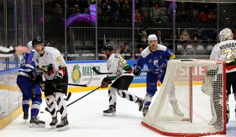 Hokej, PGE Puchar Polski, Tychy. Re-Plast Unia Oświęcim zagra w finale. W drodze do niego pokonała mistrza kraju – GKS Tychy