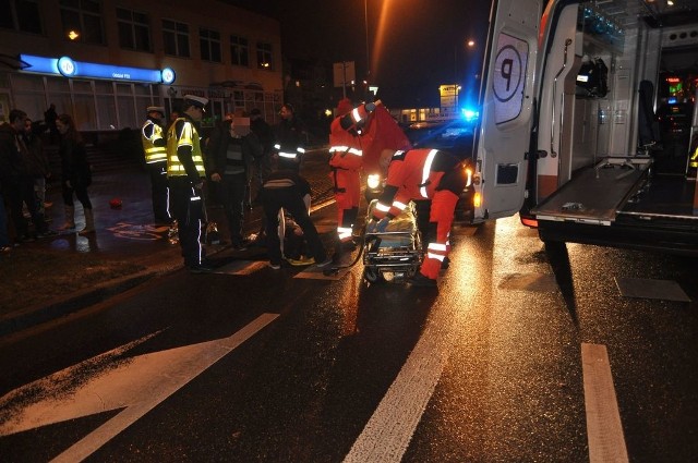 Przejście dla pieszych na ulicy Wyszyńskiego koło PZU znowu było areną dramatycznych wydarzeń.