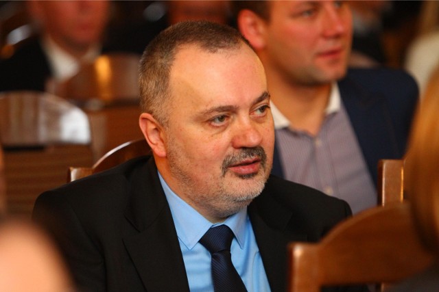 A. Różański poprosił przewodniczącego Rady Miasta, aby w przypadku podjęcia kroków prawnych wobec radnego Pawlika, zapewniono mu pomoc prawną