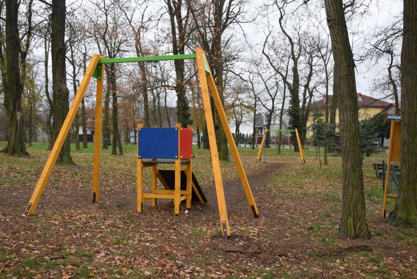 Odnowiony park w Zielonej Górze Przylepie nawet późną...