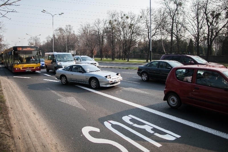 Zdaniem policji, buspasy wprowadzono w Łodzi przedwcześnie.