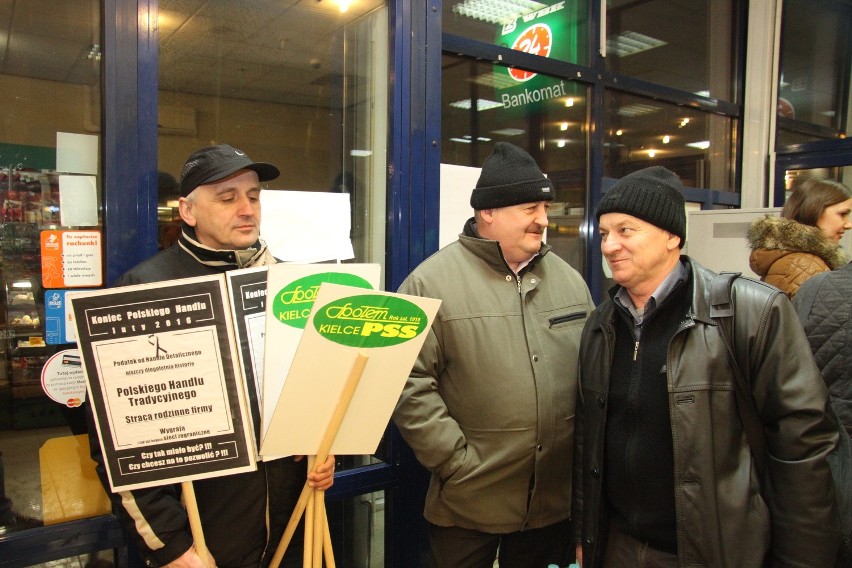 Pracownicy Społem pojechali na protest do Warszawy
