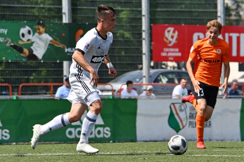 CLJ u-17. Awans wywalczony w pocie czoła. Legia Warszawa pewnie pokonała Zagłębie Lubin i zagra w finale