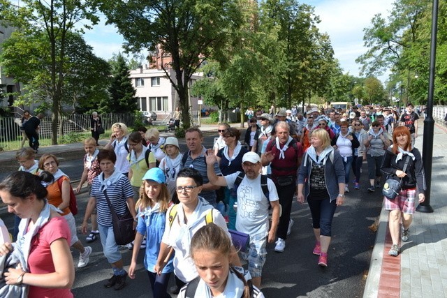 Rybnicka Pielgrzymka na Jasną Górę Wyruszyła