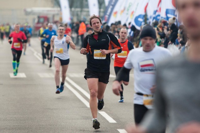 Ponad 2,5 tysiąca biegaczy ukończyło w niedzielę, 17 lutego,  Bieg Urodzinowy z PKO Bankiem Polskim w Gdyni