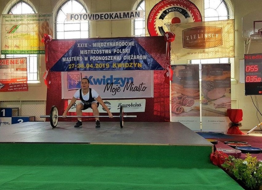 Justyna Niedzwiecka z Obierwi z sukcesem (i nowym rekordem życiowym) w Międzynarodowych Mistrzostwach Polski Masters w podnoszeniu ciężarów