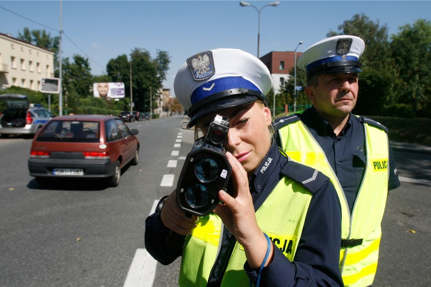 Śląskie na drogach: Wypadki, kolizje, pijani kierowcy. Trwa akcja Bezpieczny Weekend