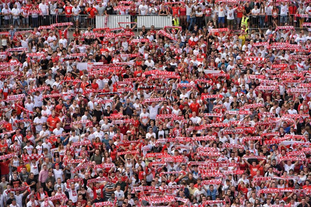 Meczem z Senegalem Polska rozpoczyna udział na MŚ w Rosji. Kibice w całym kraju czekali na ten moment, o czym świadczą szczelnie wypełnione strefy kibica - także ta w Poznaniu, zlokalizowana na terenie MTP.