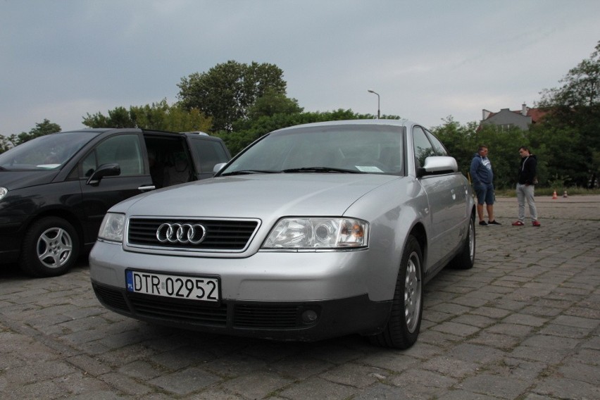 Audi A6, 2001 r., 1,9 TDI, klimatronic, elektryczne szyby i...