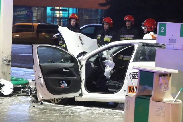 Autem kierowałą siedemnastolatka...