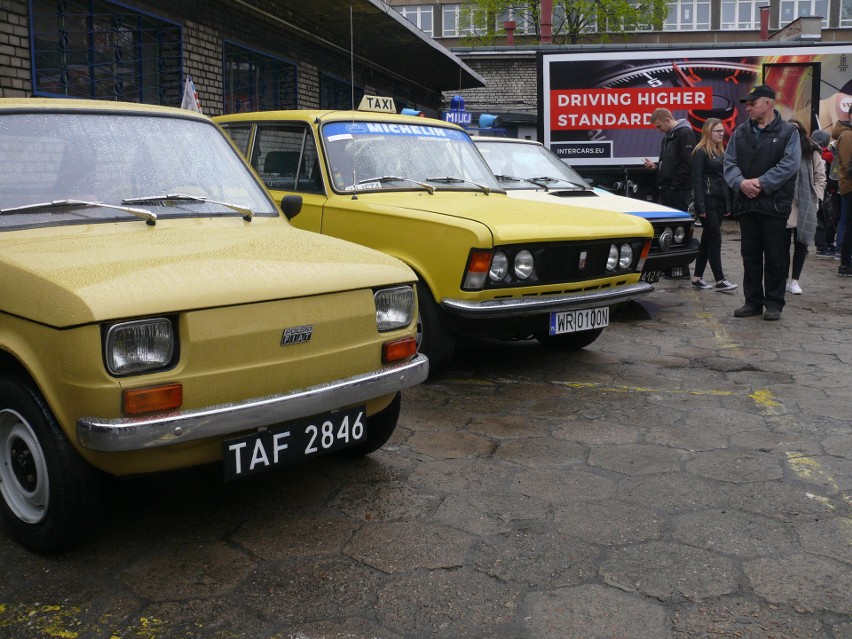 Radom. Piknik motoryzacyjny w Zespole Szkół Samochodowych