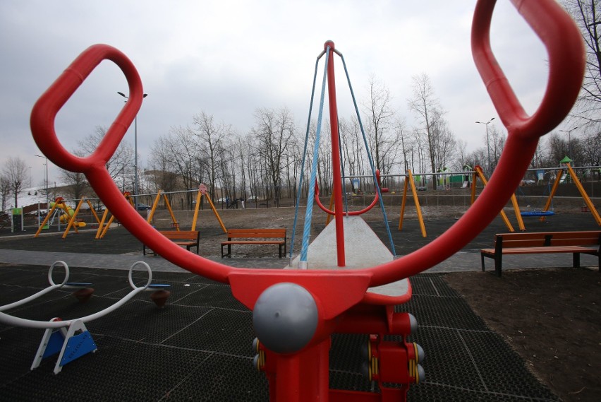 Plac zabaw na Górce Środulskiej w Sosnowcu