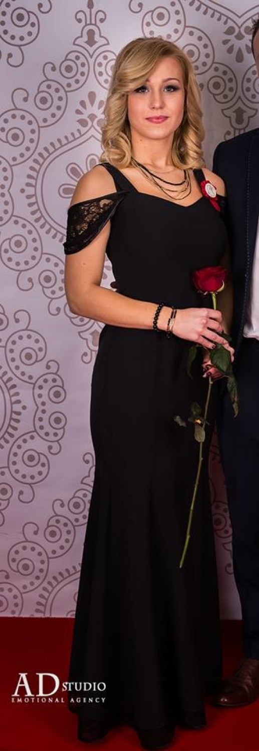 Justyna Kowalska 
Głosuj na Miss Studniówki 2016