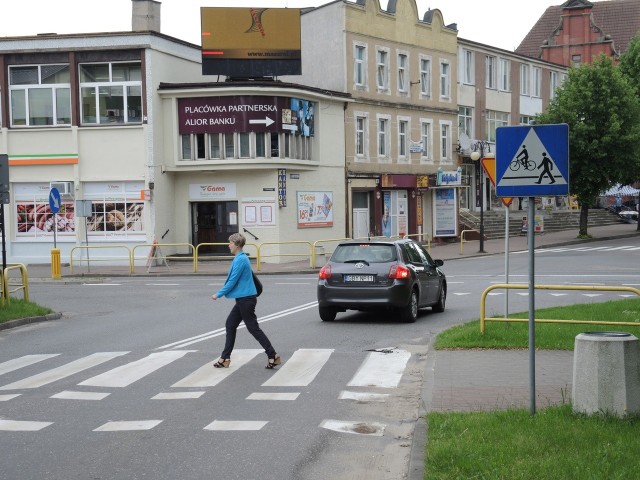 Na ulicy Dworcowej w Miastku wylany zostanie nowy asfaltowy dywanik.