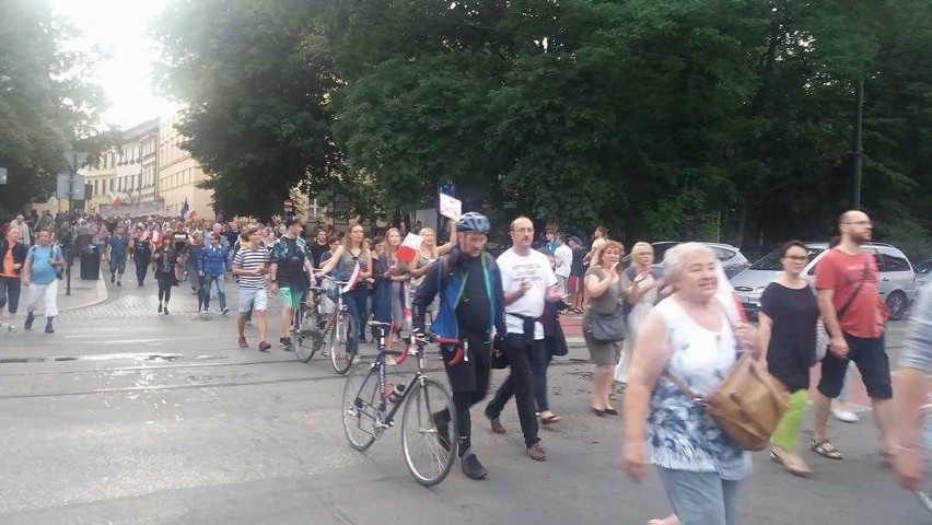 24 lipca 2017. Protest w obronie niezależności sądów na...