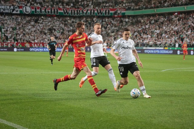 Mecz Legia - Jagiellonia pokazał, że lepiej mieć piłkę niż za nią biegać