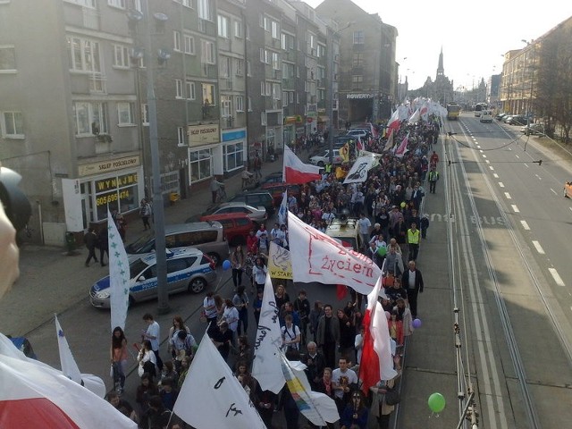 Hasłem tegorocznego marszu było: "Nie bądź cicho!"