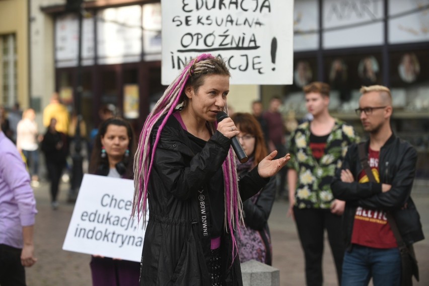 Organizatorami demonstracji „TAK dla edukacji seksualnej!”...