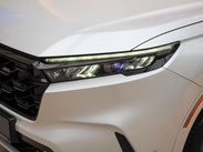 Jeśli chodzi o układ napędowy e:PHEV, producent zastosował...