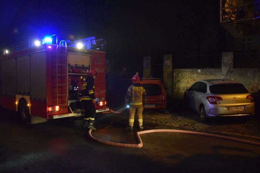 Nie do wiary! Znów śmiertelny pożar w Łodzi. W ciągu tygodnia ogień zabił cztery osoby