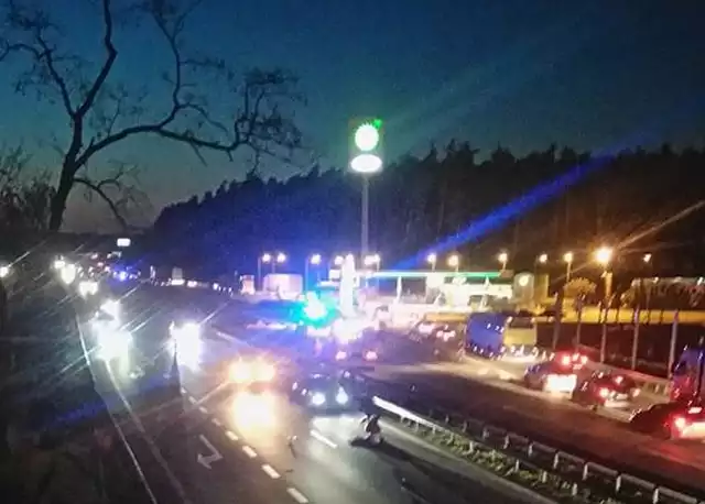 Wypadek na S7 w Suchej pod Białobrzegami (6.05.16).