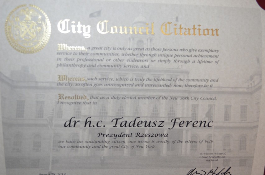 Rada Miasta Nowy Jork doceniła prezydenta Rzeszowa Tadeusza Ferenca