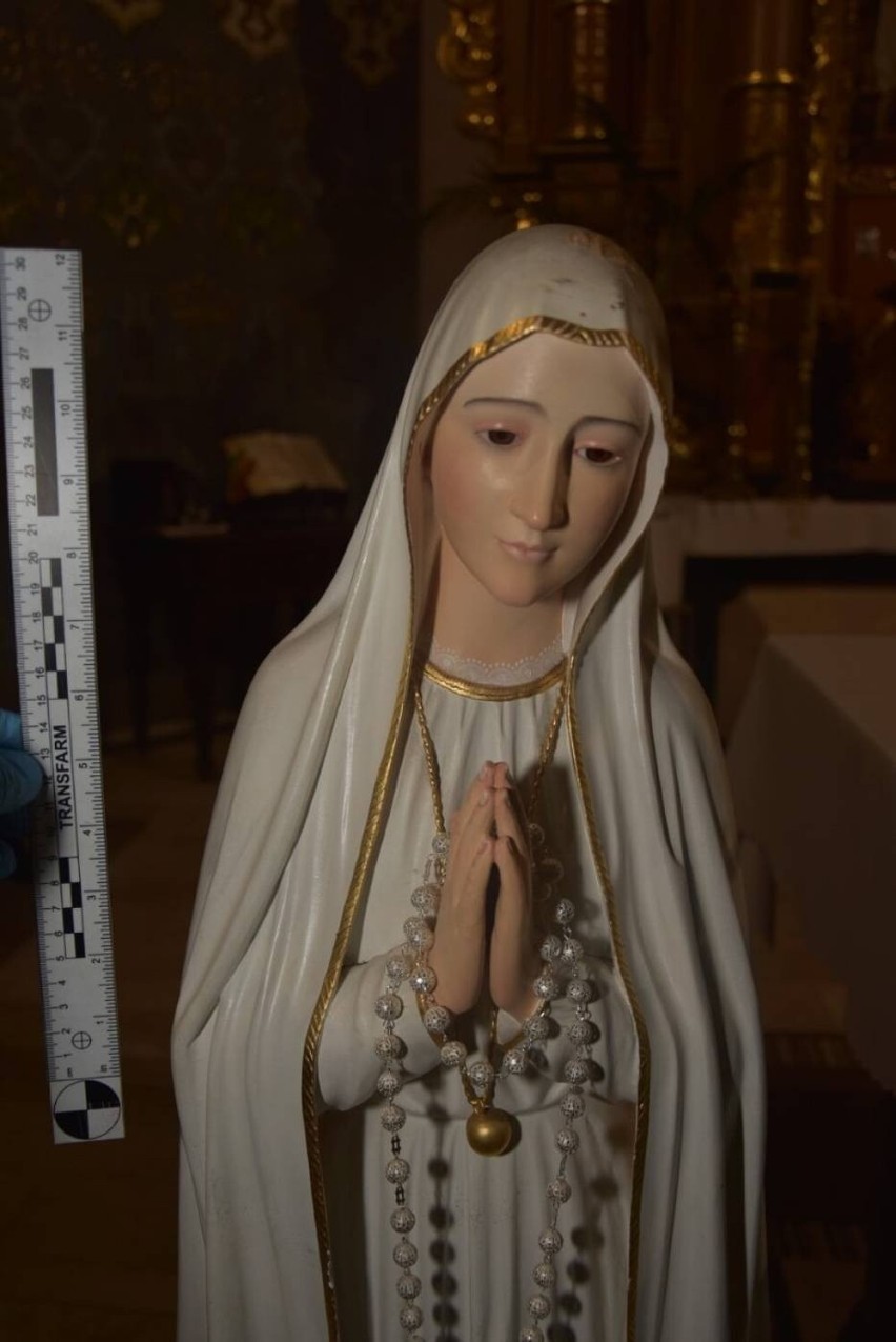 Wiele. Kobieta weszła do kościoła i ukradła koronę figurce Matki Boskiej