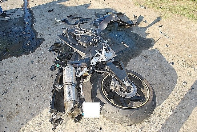 Groźny wypadek z udziałem motocyklisty w Nienadowej [ZDJĘCIA]