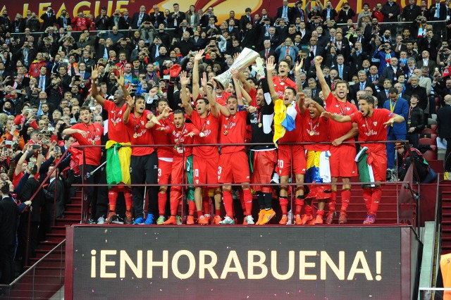 Wśród ewentualnych rywali Jagi jest słynny klub FC Sevilla, który pięciokrotnie (tu w roku 2015) wygrywał Ligę Europy