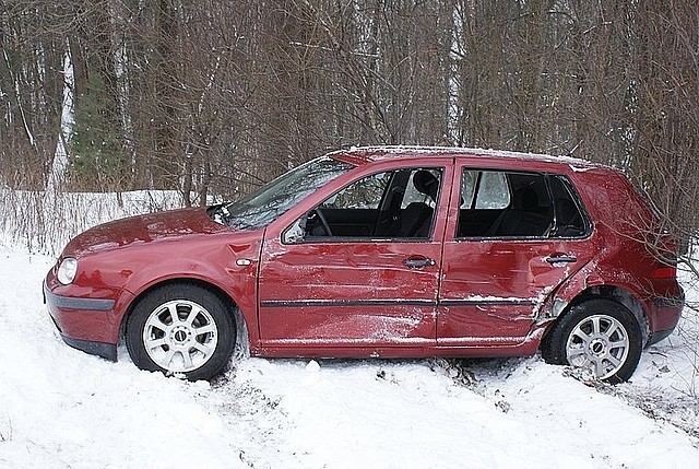 Staranowany volkswagen.