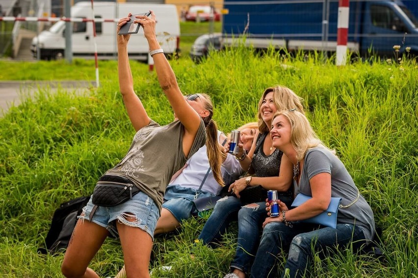 90’ FESTIVAL KATOWICE 2018: PROGRAM + CENY BILETÓW. Gwiazdy znowu zagrają w Katowicach 