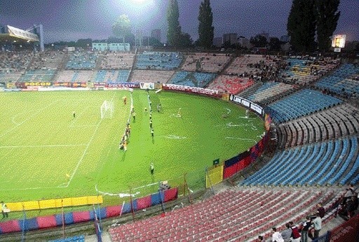 Słodki przedmiot pożądania, czyli stadion przy ul. Twardowskiego. Wczoraj wieczorem wszystko wskazywało na to, że Pogoń podpisze umowę z miastem na korzystanie z obiektu.