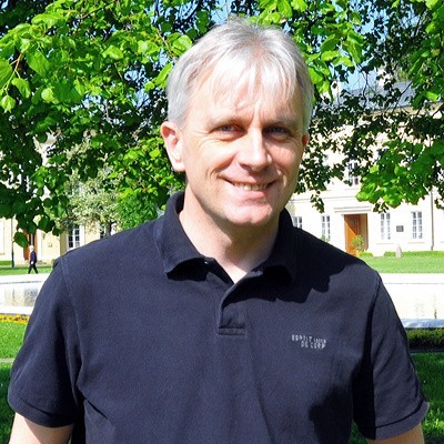 Dr Jerzy Kozyra