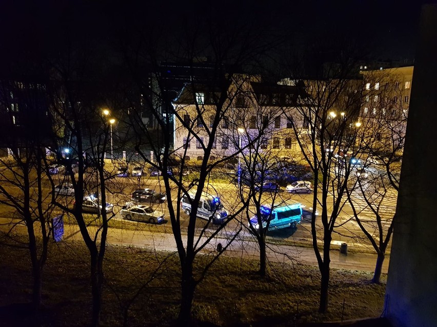 Pościg w centrum Łodzi! Dlaczego 71-letni taksówkarz uciekał przed policją? 9.12.2019 ZDJĘCIA CZYTELNIKA