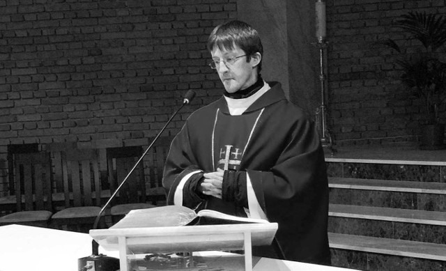 W poniedziałek, 26 kwietnia, w wieku 42 lat, w 17 roku kapłaństwa zmarł ksiądz Tomasz Kotulski z diecezji sandomierskiej.