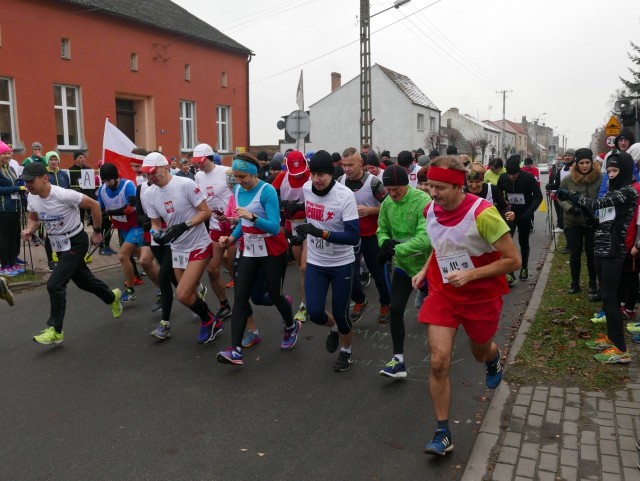 Marsz w Barcinie, biegi i pokazy w lasach oćwieckich. To już 26 lutego w ramach obchodów Narodowego Dnia Żołnierzy Wyklętych