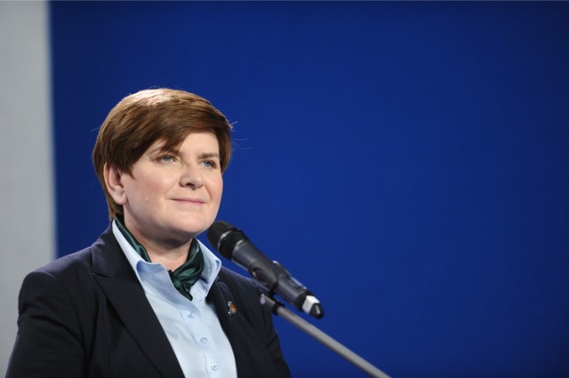 Podczas sobotniej konwencji Prawa i Sprawiedliwości prezes partii, Jarosław Kaczyński, poinformował że kandydatką na premiera będzie Beata Szydło.