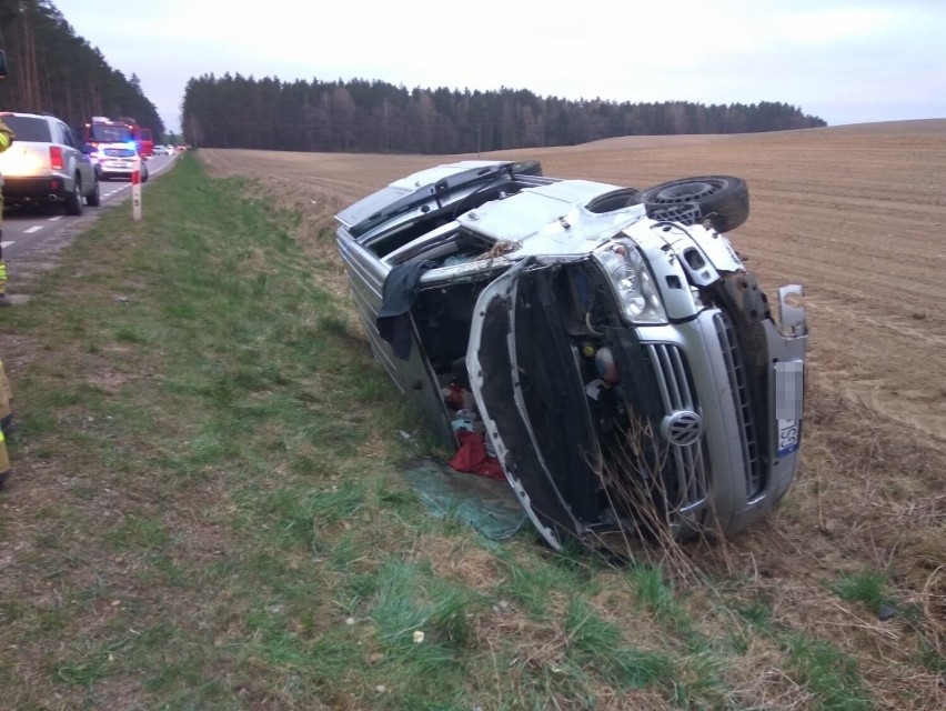 Wypadek drogowy. Kierowca miał prawie 4 promile alkoholu we...