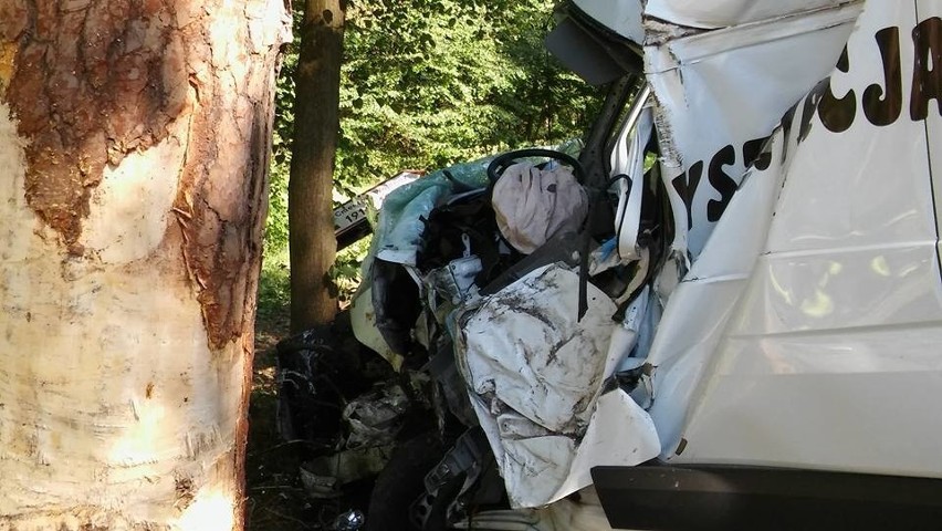 Śmiertelny wypadek w Rabędach, na drodze wojewódzkiej