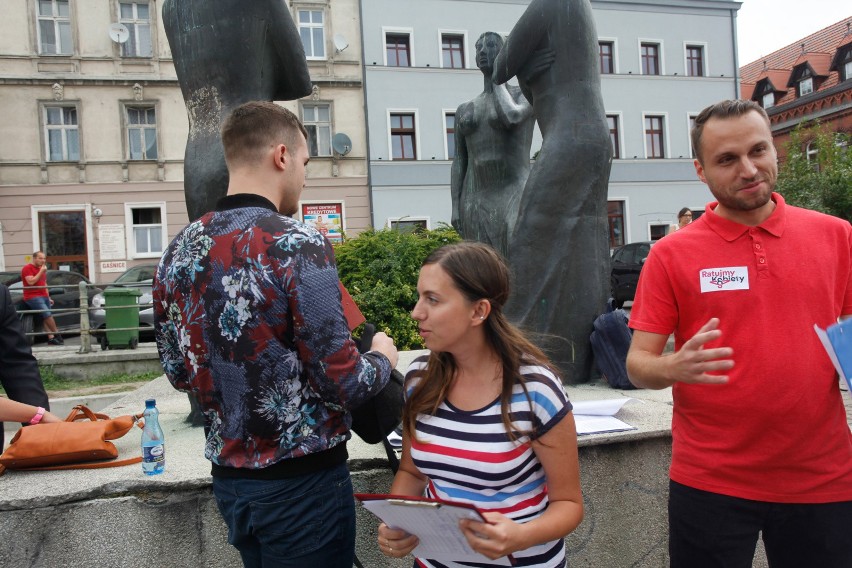 „Ratujmy Kobiety” - obywatelski ruch szuka poparcia także w...