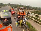 Trzej kuzyni pojechali na motocyklach z Byczyny do Afryki. Przygód mieli co nie miara