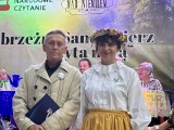 Prawobrzeżny Sandomierz czytał nocą „Nad Niemnem”. Pierwsze takie wydarzenie z okazji Narodowego Czytania. Zobacz zdjęcia i film